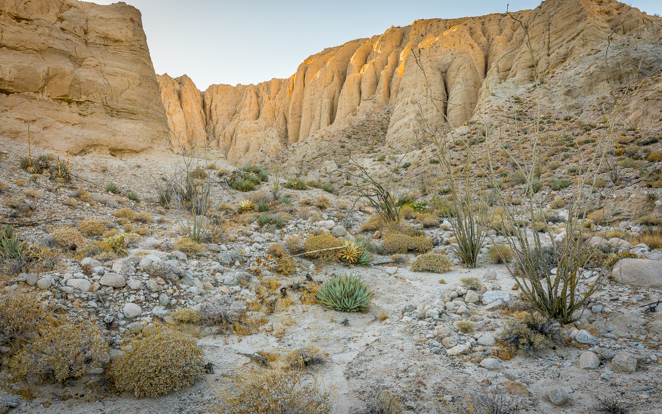 AnzaBorrego; deserts; dry wash; huge cliffs; tiny people; dirt roads; off road; California; San Andreas; Salton Basin