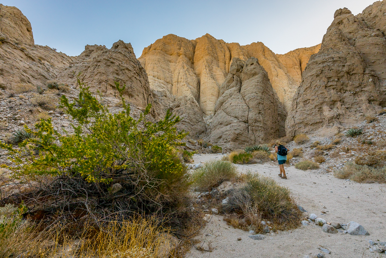 AnzaBorrego; deserts; dry wash; huge cliffs; tiny people; dirt roads; off road; California; San Andreas; Salton Basin