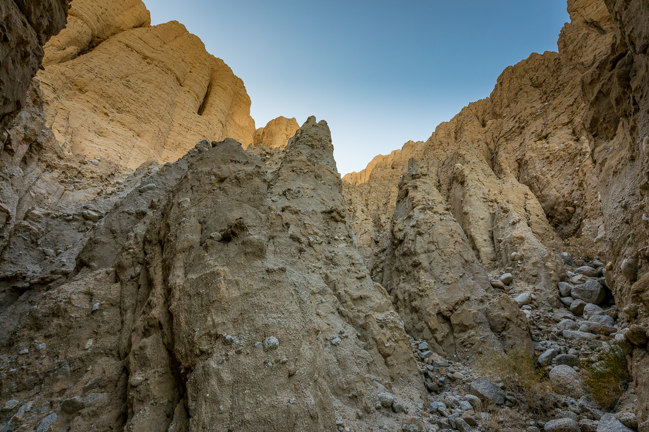 AnzaBorrego; deserts; dry wash; huge cliffs; tiny people; dirt roads; off road; California; San Andreas; Salton Basin