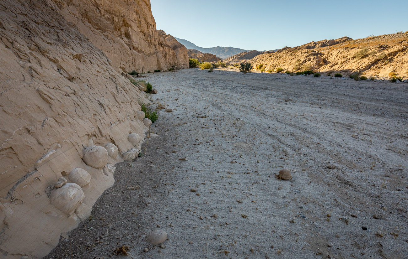 AnzaBorrego; deserts; dry wash; huge cliffs; tiny people; dirt roads; off road; California; San Andreas; Salton Basin